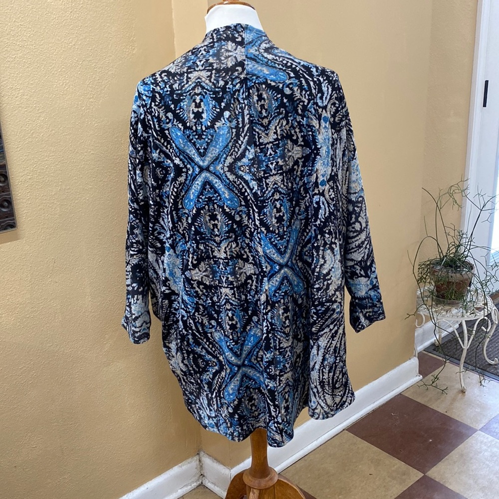 Lightweight Soft Georgeous Pattern. Excellent Con… - image 1